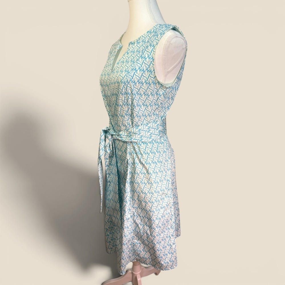Boden Sleeveless Dress Blue White Palm Print Tie Waist Split Neck Coastal